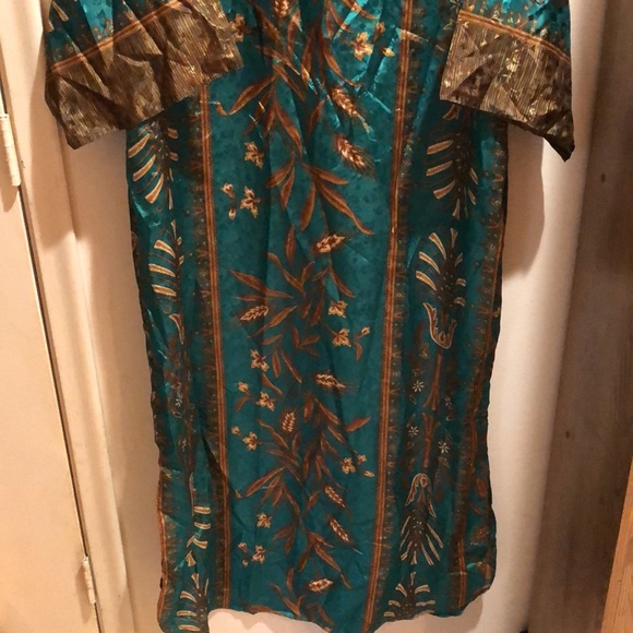 One Hanes place zipper front nightgown - Picture 8 of 9